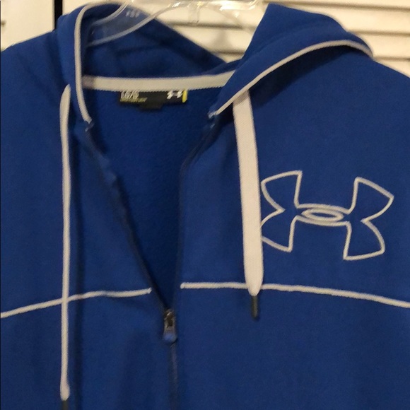 Zippered hoodie - Picture 2 of 4